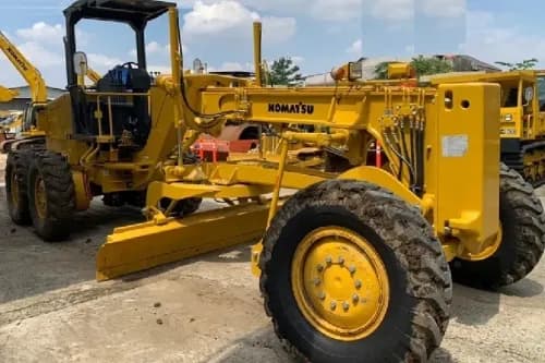 Komatsu GD511 Motor grader