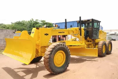 Komatsu GD 625 Motor grader